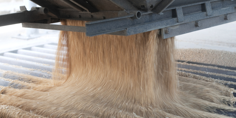 3 Reasons to Invest in Custom Farm Equipment